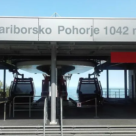 Modri Apartma Appartement Hočko Pohorje